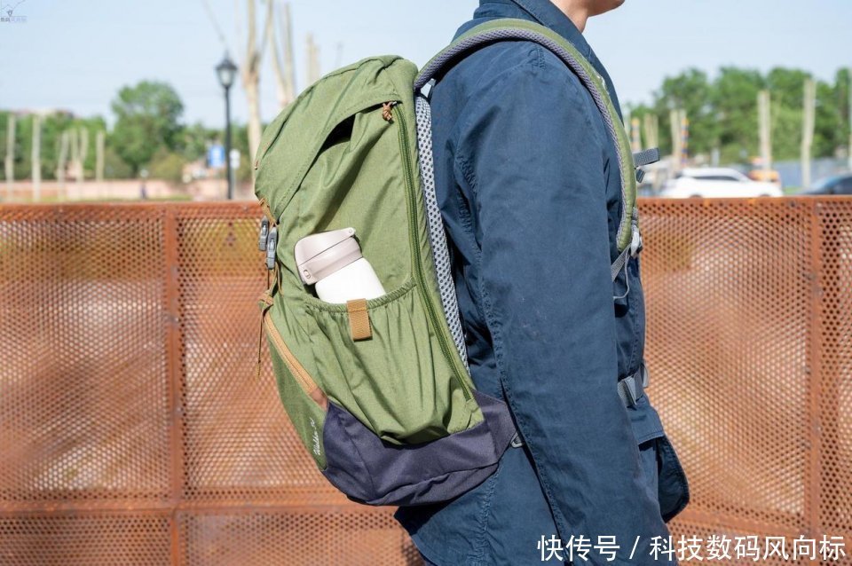 多特w更适合步行者的背包,让日常通勤更轻松,多特Walker通勤包体验