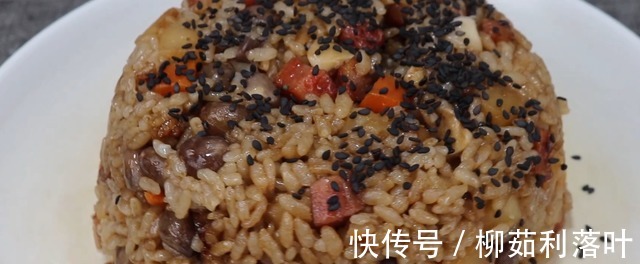 胡萝卜|大米饭最好吃的做法,比韩国拌饭还香,每次做都不够吃,太解馋了!