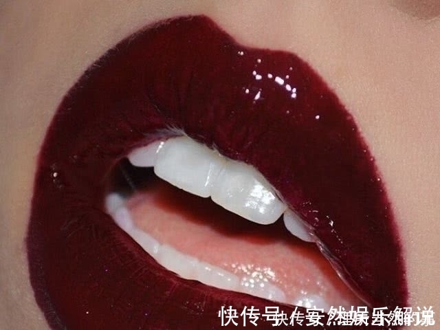 唇部|每天都涂“口红”的女人，几年后会有什么变化？过来人道出了实情