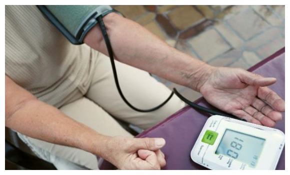 钾元素|高血压怕缺钾,经常吃降压药,建议常吃这3种“高钾食物”