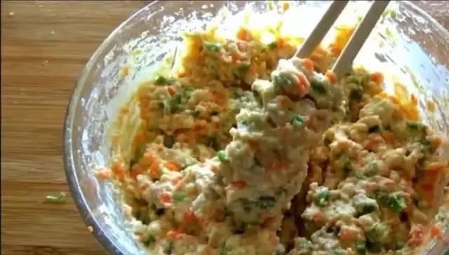 碗中|豆腐做法千万种,原来还能这么做,不用炒不用煮,香气扑鼻味道好