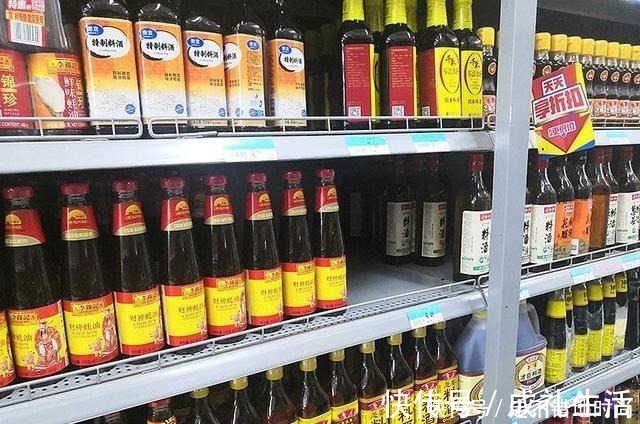 买料酒时,只要瓶子上有“这四字”,再便宜也别买,都是勾兑料酒