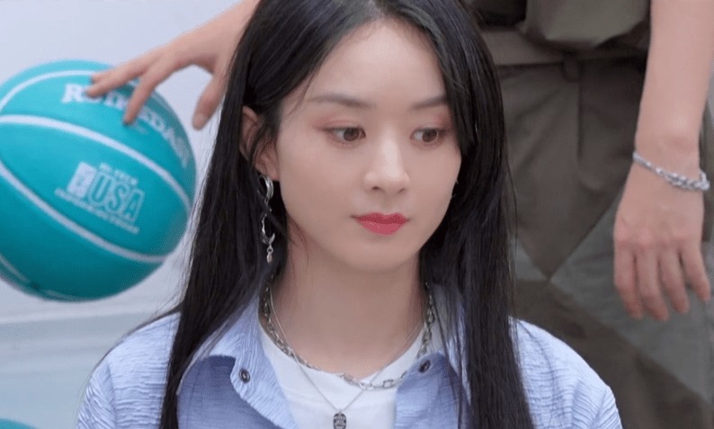 《拜冰7》开播,赵丽颖离婚后综艺首秀,状态不佳老是神游