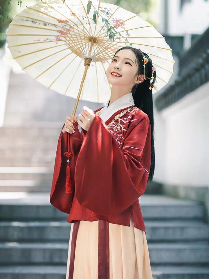 盘点那些被“山”到烂大街的汉服，来看看你踩雷了吗？