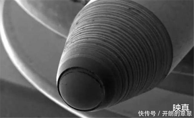 有众多顶尖科技的中国却被圆珠笔头困了十年之久,精度堪比造航母