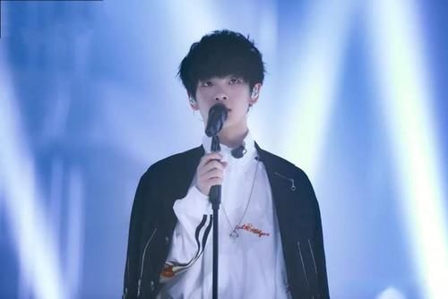 综艺|小八卦,周震南,lisa,许佳琪,杨超越,王子璇