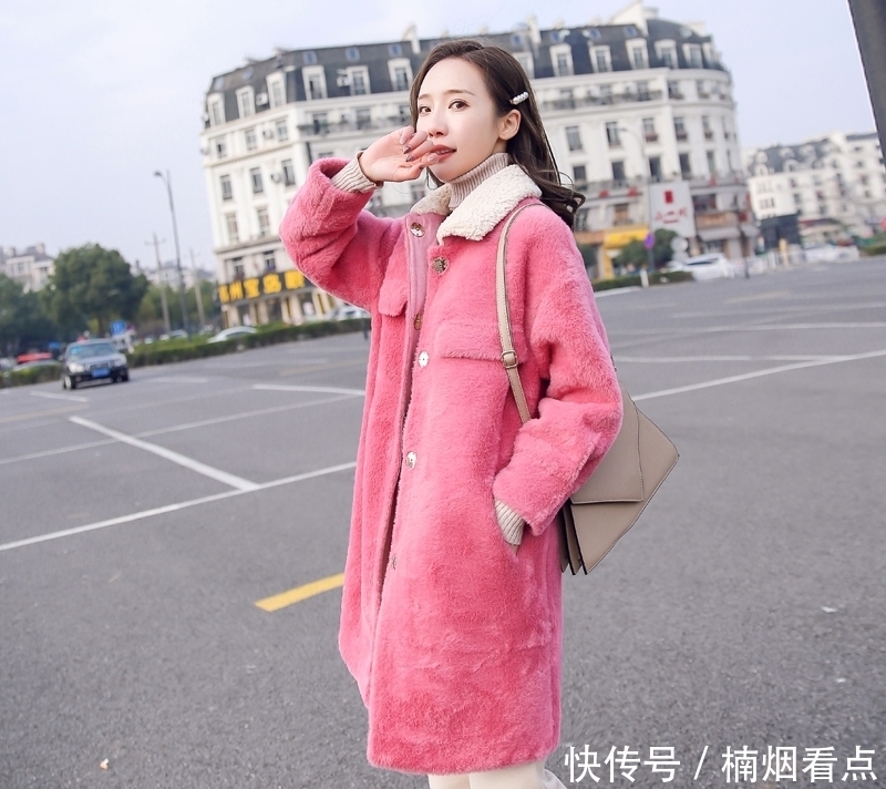 立春了,新上一批妮子大衣美爆了,让你穿出高雅气质女人味