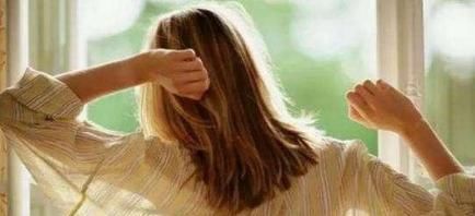 穴位|手上的通便穴,按一按,或许比泻药还好使,便秘的人来了解吧