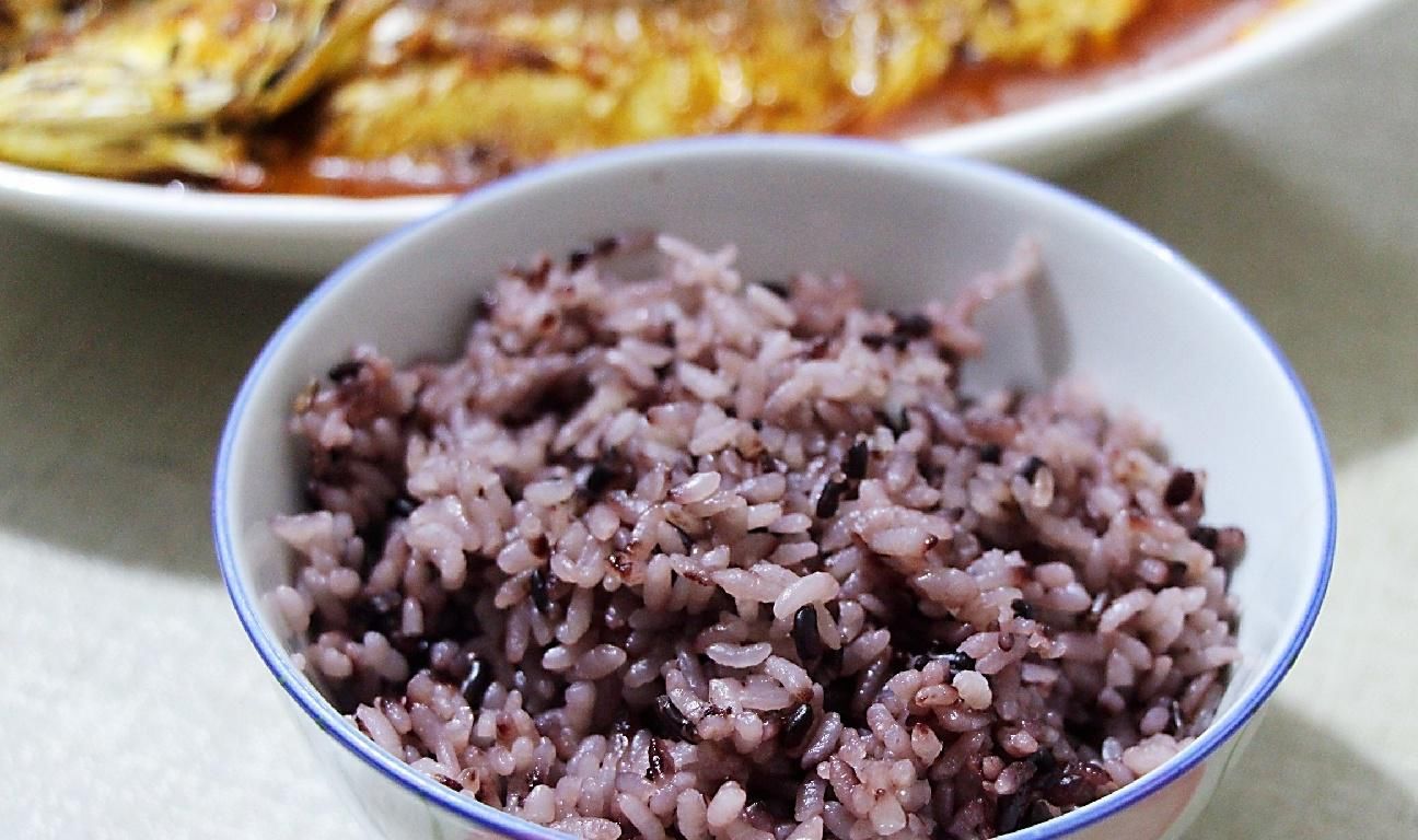 搭配|晒晒我家4口人晚餐，30块钱荤素搭配吃得香，网友：真会过日子