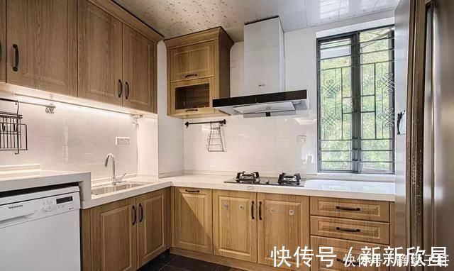 衣帽间|小夫妻爆改130㎡婚房,头一次L型的大衣柜,真的很大气