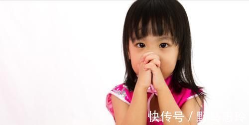 小男孩|男童目睹家长两次虐猫,从极力阻止到助纣为虐,短时间内性情大变