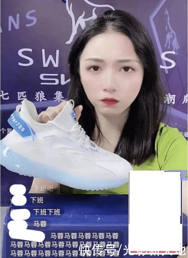 拍摄|鸿星尔克视频录制现场曝光，专业团队协助拍摄，进口电脑当提词器