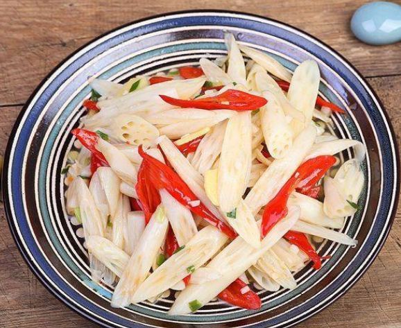 健康|穷人的“阿胶”找到了,每天炒一盘,排出毒素,肌肤水嫩年轻