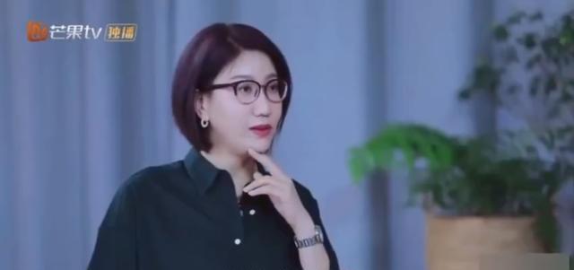 易见|“狠人”易立竞:她是娱乐圈的照妖镜,“扎”了无数明星的心