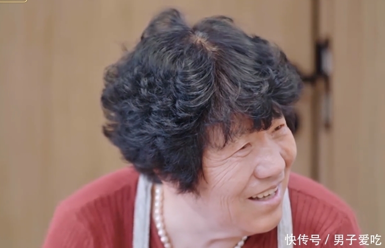 程莉莎|郭晓东小名叫上海,给出理由后,才知农村妈妈有多可爱!