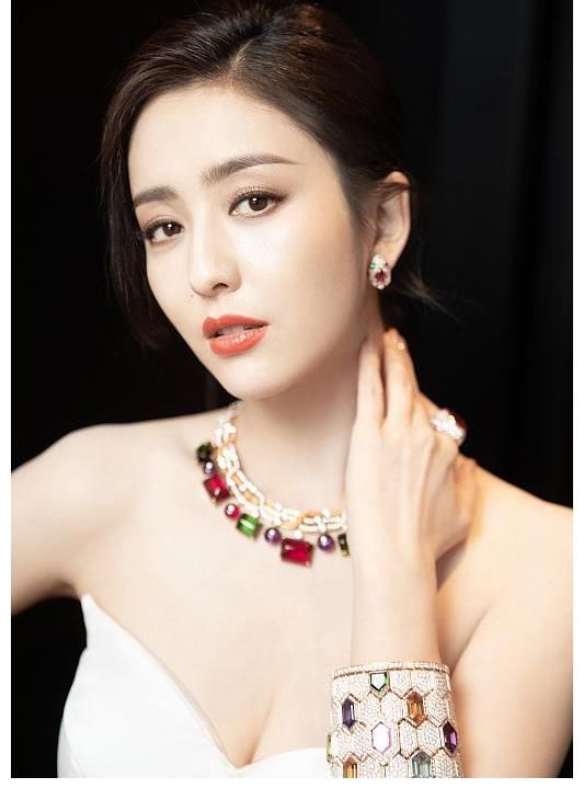 導(dǎo)師|佟麗婭成《舞蹈生》常駐導(dǎo)師，網(wǎng)友：這節(jié)目令人期待