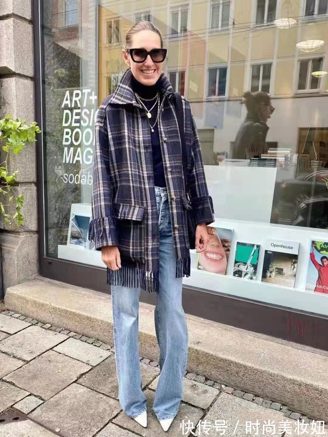 穿搭|这才是50岁女人该学的穿搭,简约高级又体面,年纪越大越气质