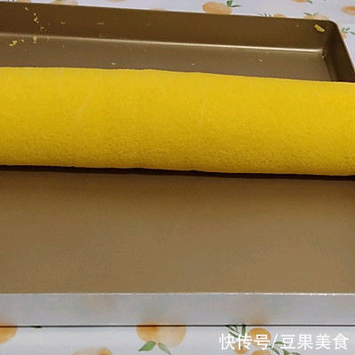 美味可口的蛋糕卷