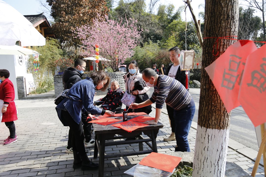 春节假期共接待游客124.37万人次 成都崇州市实现旅游综合收入9亿元