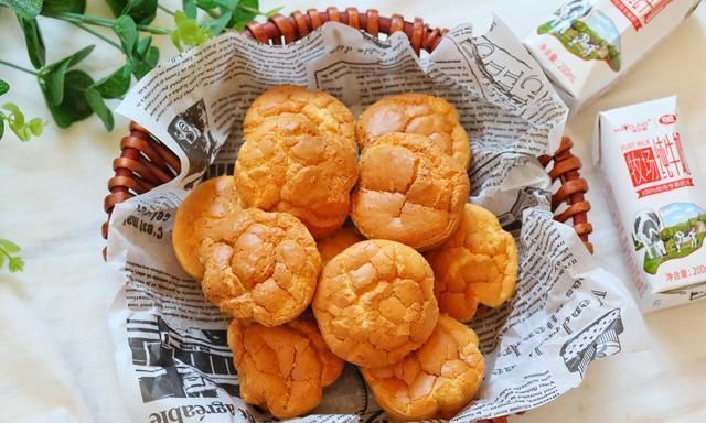 外酥里嫩的糯米蛋糕,不粘模具放心大胆做起来,甜而不腻太好吃