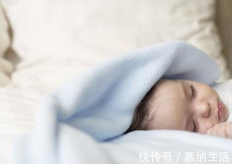 孩子|宝宝睡枕头与不睡枕头,长大后有何差异?父母需提前了解
