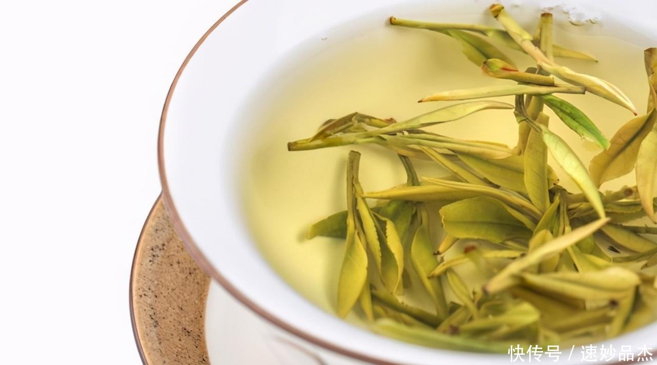 红茶|怎样判断茶叶过没过期?绿茶、红茶、白茶、黑茶请留心这些味道!