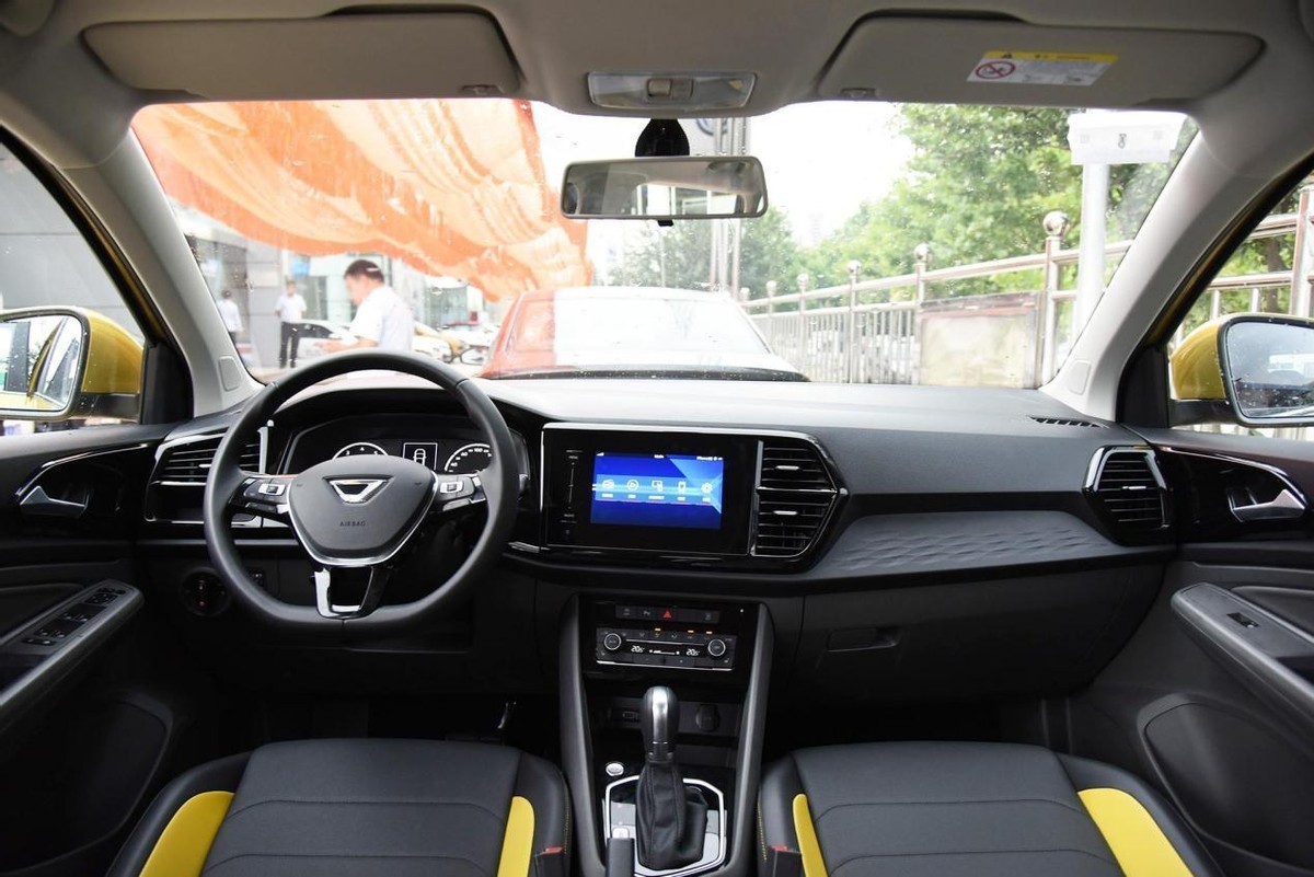 神仙打架,宝骏RS-3对比捷达VS5,怎么选?