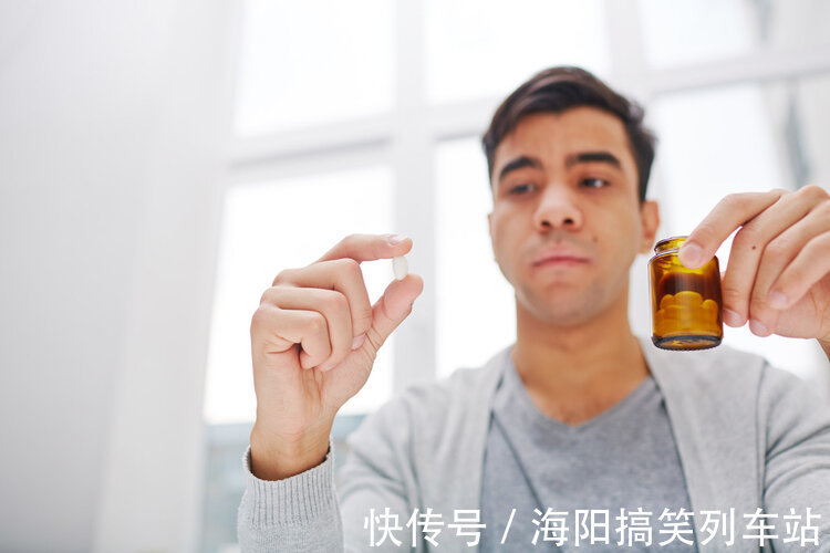 癌细胞|靶向药效果显著，为啥医生不给每位癌症患者用？3个原因很现实