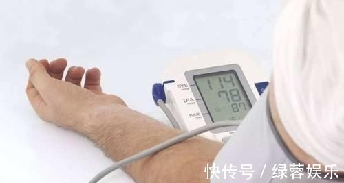 鲜榨橙汁|高血压最怕的三种“解药”,家家户户都有,控制血压全靠它