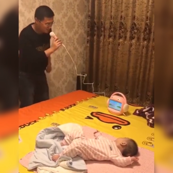 英语单词|比宝爸带娃更致命的是90后宝爸带娃，网友这届家长真是太皮了！