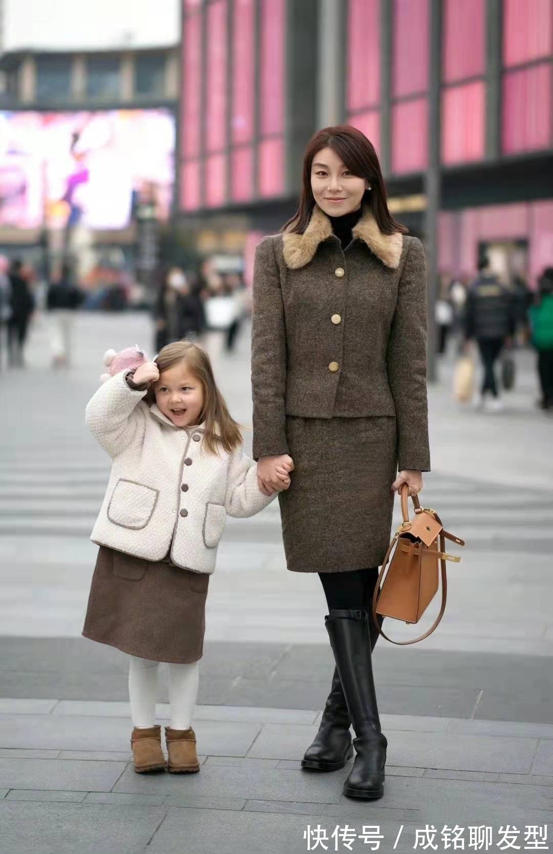 搭配 精致优雅风冬装搭配来袭,高级大气还减龄,大龄女性的必备穿搭