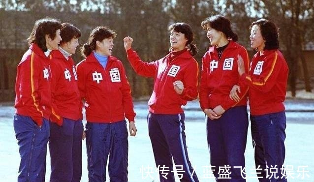 女排|“天安门城墙”周晓兰5连冠功臣,官至体委副司长,为何辞官赴美!
