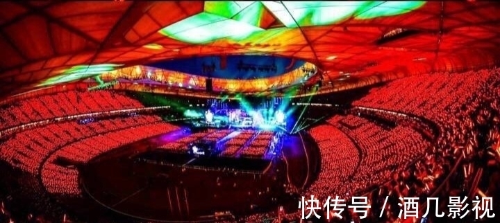 心愿單|頂流歌王華晨宇，個(gè)人演唱會(huì)入選此生必去的演唱會(huì)心愿單