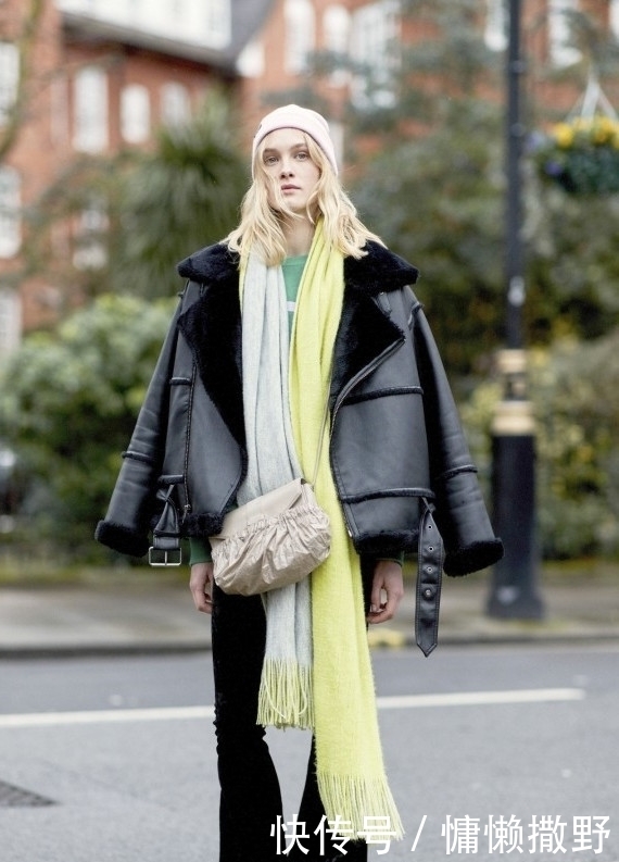 暖冬|冬天怎么能少得了围巾?简约又大方,带你开启暖冬之旅