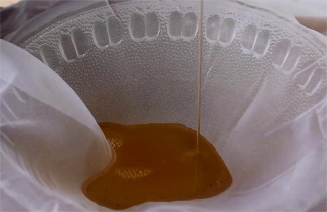 家庭自制芝麻酱和芝麻香油，方法简单，学会再也不用花钱买