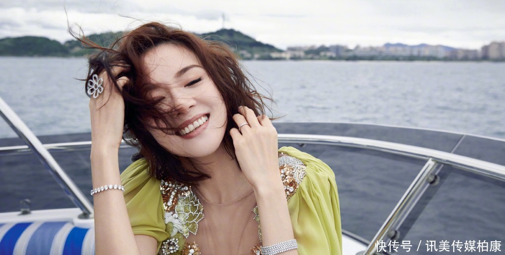 热搜霸屏榜:王一博榜首,肖战未进前三,她因蹭老公热度拿下第四