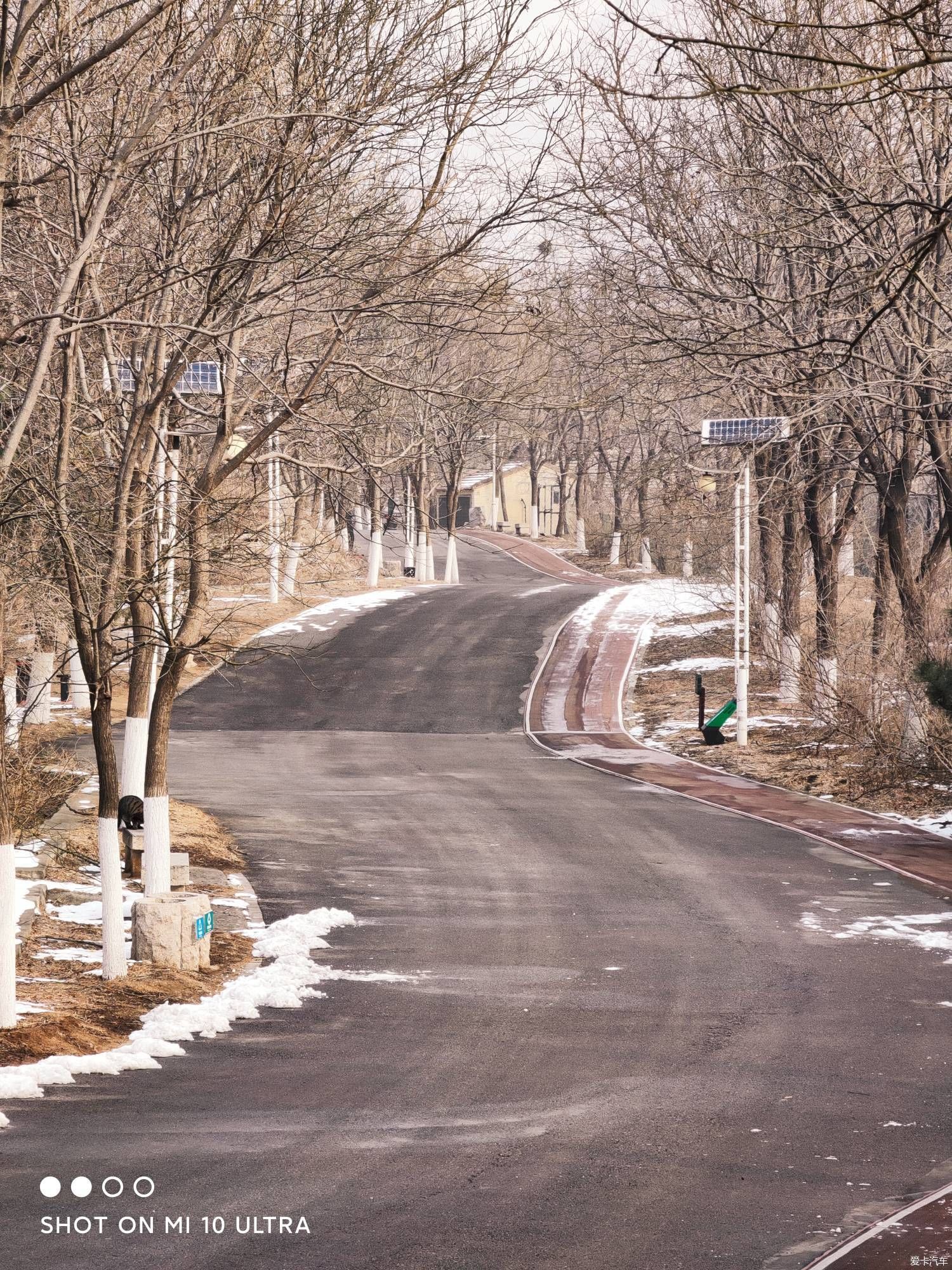 残雪山景，也美……