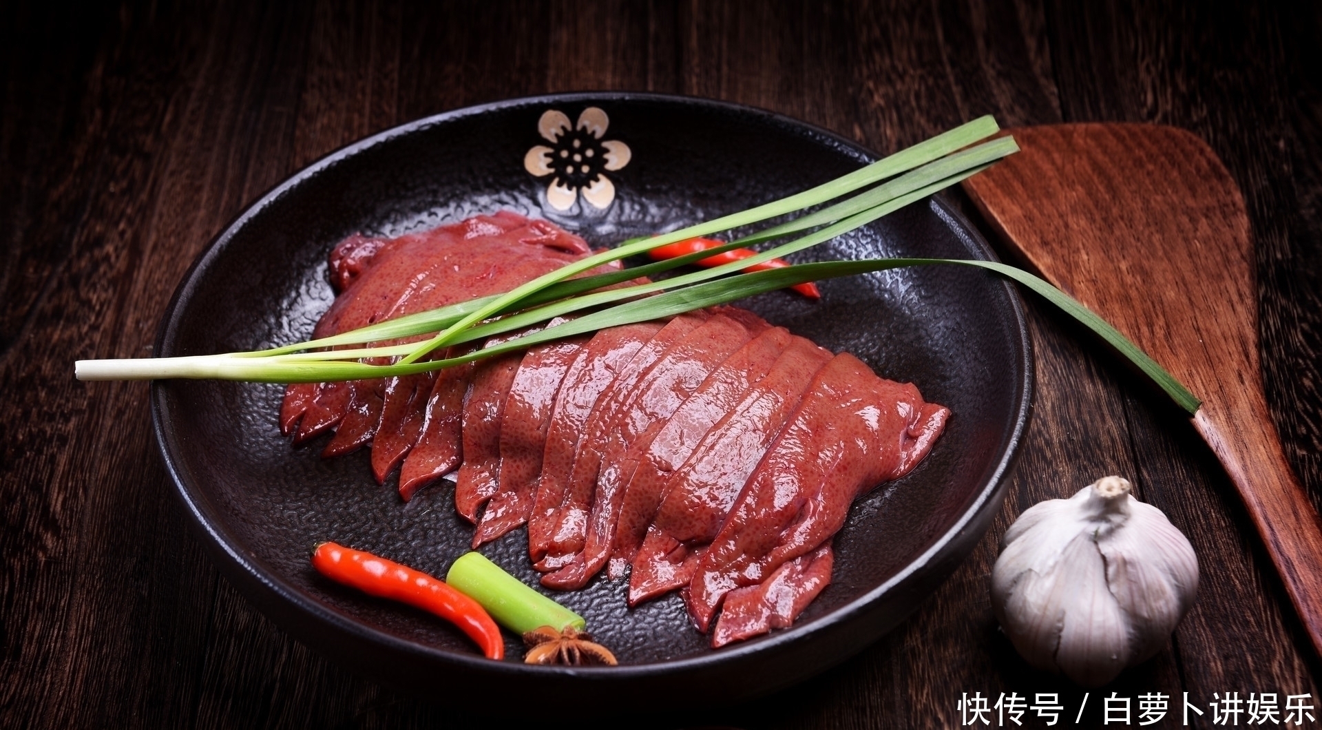 贫血|3岁前下面4类营养素,对大脑发育很重要,摄入充足孩子智商更高