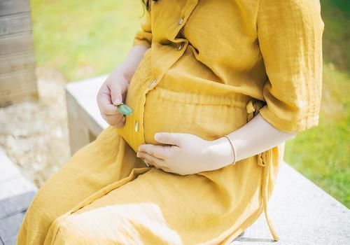 这3种孕妇的肚子别“乱摸”，会影响胎儿健康，孕妈自己摸也不行