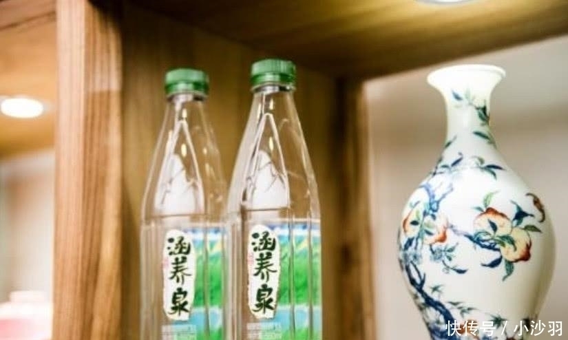 超市中受欢迎的4种“矿泉水”到底哪一种才是真的矿泉水终于真相大白了