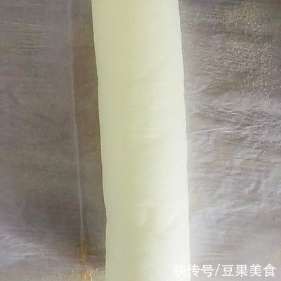 吃一次就上瘾的焦糖杏仁咸奶油蛋糕卷