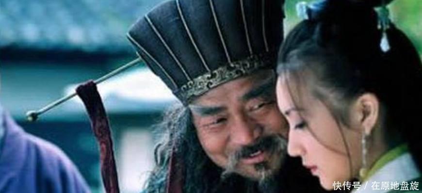 董卓|一位道士告诉董卓要小心此人, 董卓不肯相信, 结果被点了天灯!