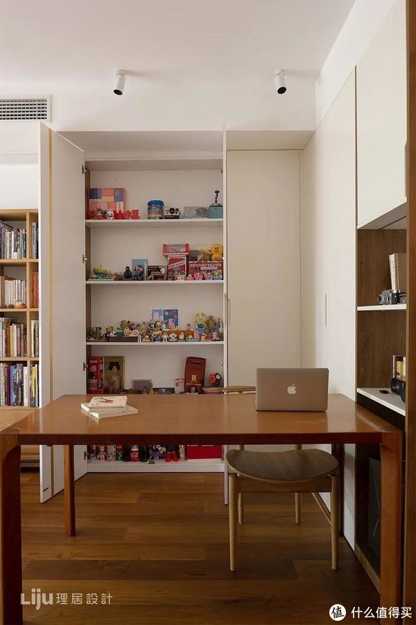 楼房|二手一楼房庭院惨遭荒废,原房东看到改造效果:早知道再加30万也不卖