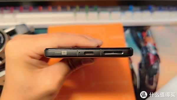 手机|冷又酷，Redmi K50电竞版深度体验，既要游戏也要生活，能否继续焊门这篇给你答案