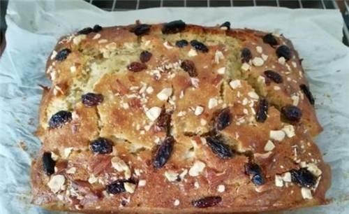 面粉|懒人蛋糕，买上香蕉面粉就能做，不打发不用黄油，一次就能成功