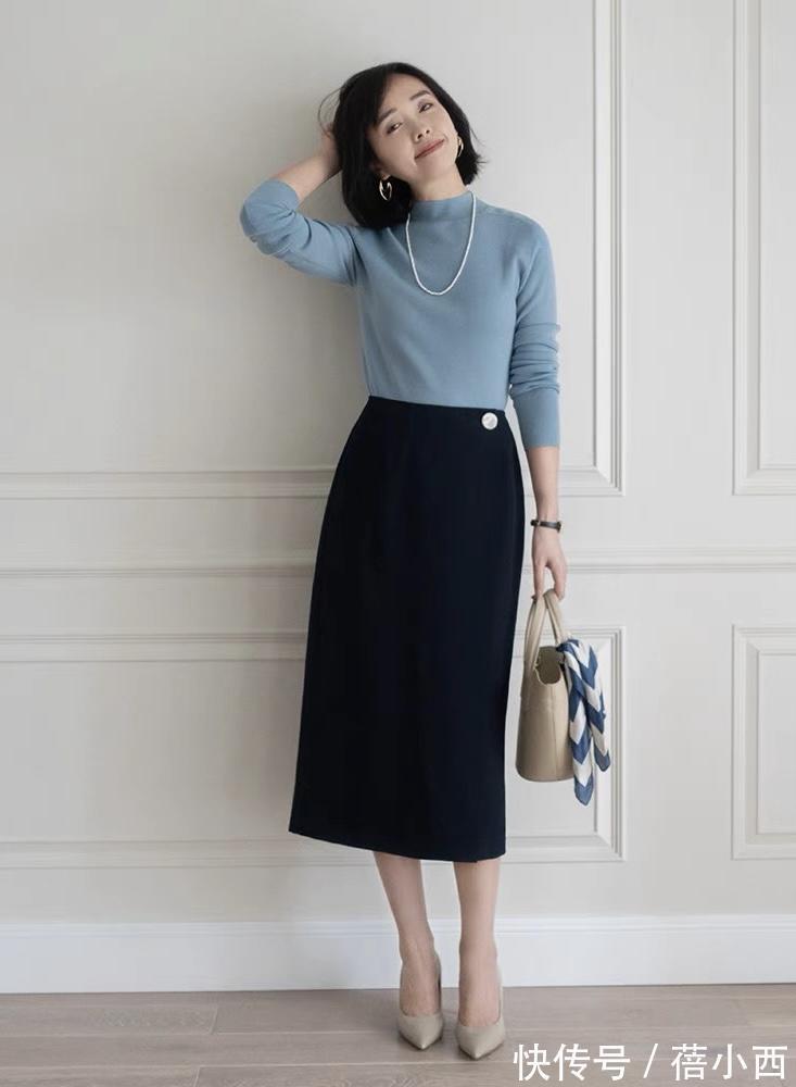 女人|40岁女人多穿“纯色上衣”,记住这3个搭配思路,气质远胜同龄人