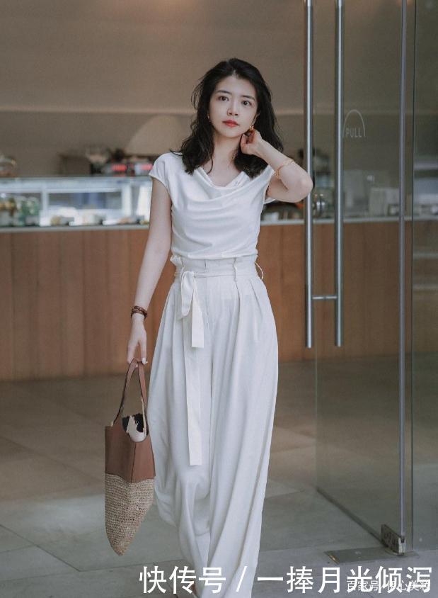 有品位女人都会的“裸色”穿搭,三木亲身示范,掌握3招美得高级