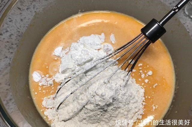 孩子|孩子就馋我做的这蛋糕，嫩滑香甜又补钙，还不用打发鸡蛋，真省事