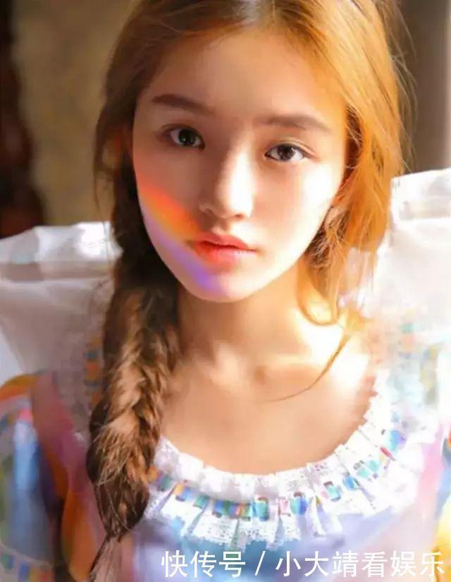 皮筋|别再只知道扎马尾了,现在流行女生这样扎头发,回头率直线上升