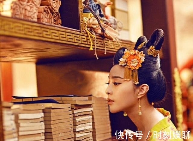 武则天|武则天出上联:河里荷花和尚摘去何人戴,神童妙对下联成千古佳句